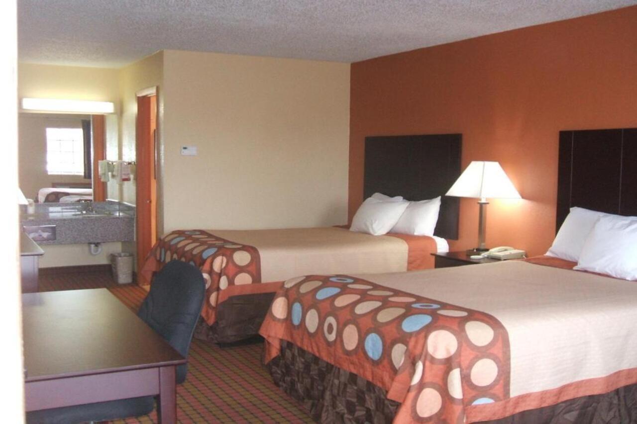 ซูเปอร์ 8 บาย วินด์แฮม มอนติเซลโล อาร์คันซอร์ Motel Monticello ภายนอก รูปภาพ